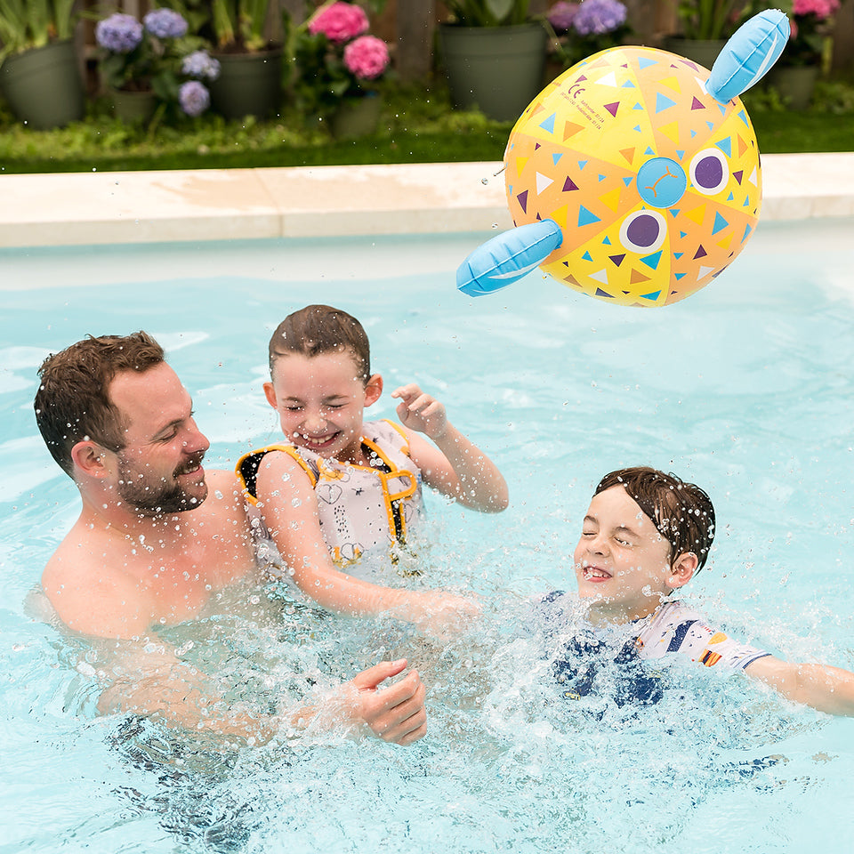 Choosing Swimwear: From Pool Play to Beach Adventures - Blog