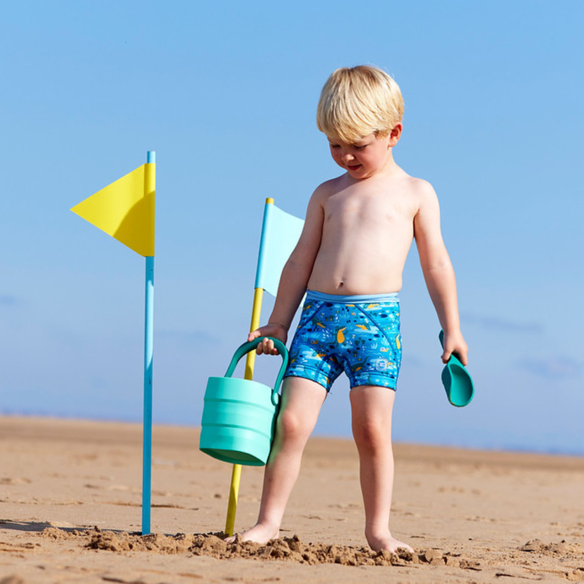 Keeping the kids entertained at the beach Blog