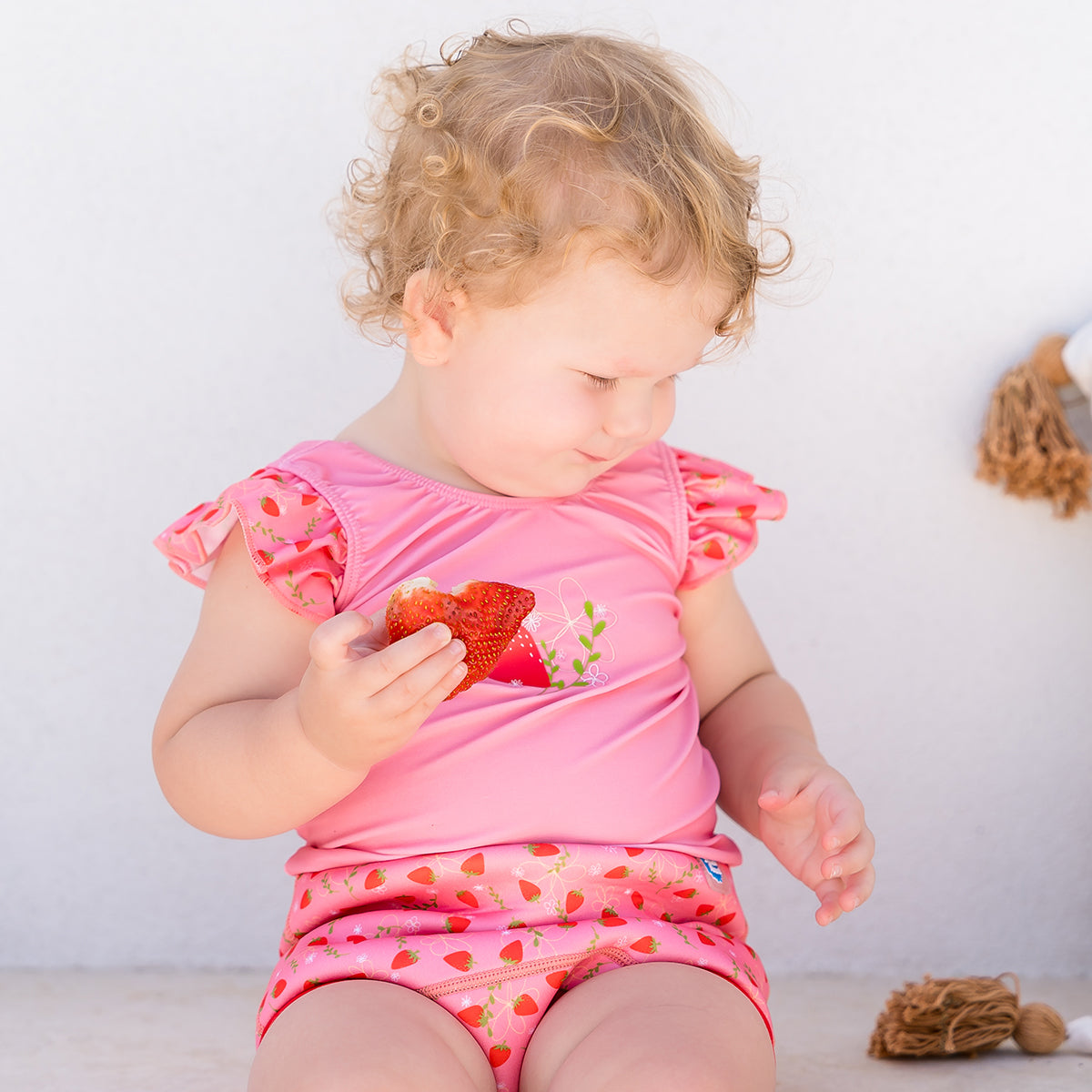Happy Nappy™ Costume Strawberry Field