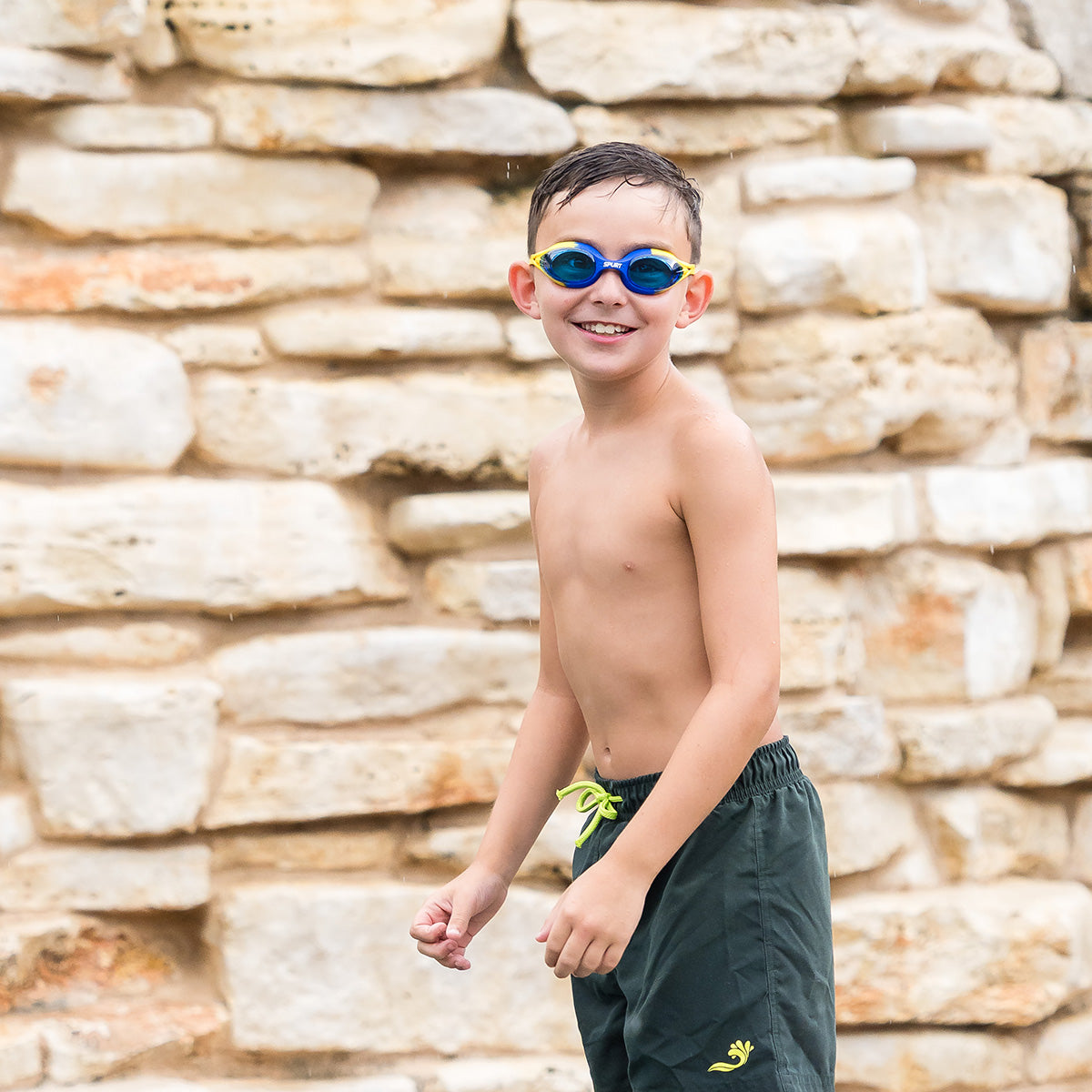 What Should My Son Wear for Swimming Lessons? A Practical Guide by Age