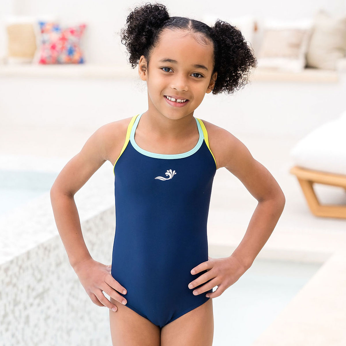 Which Girls' Swimwear Works Best for Swimming Lessons: Thermal or Standard?