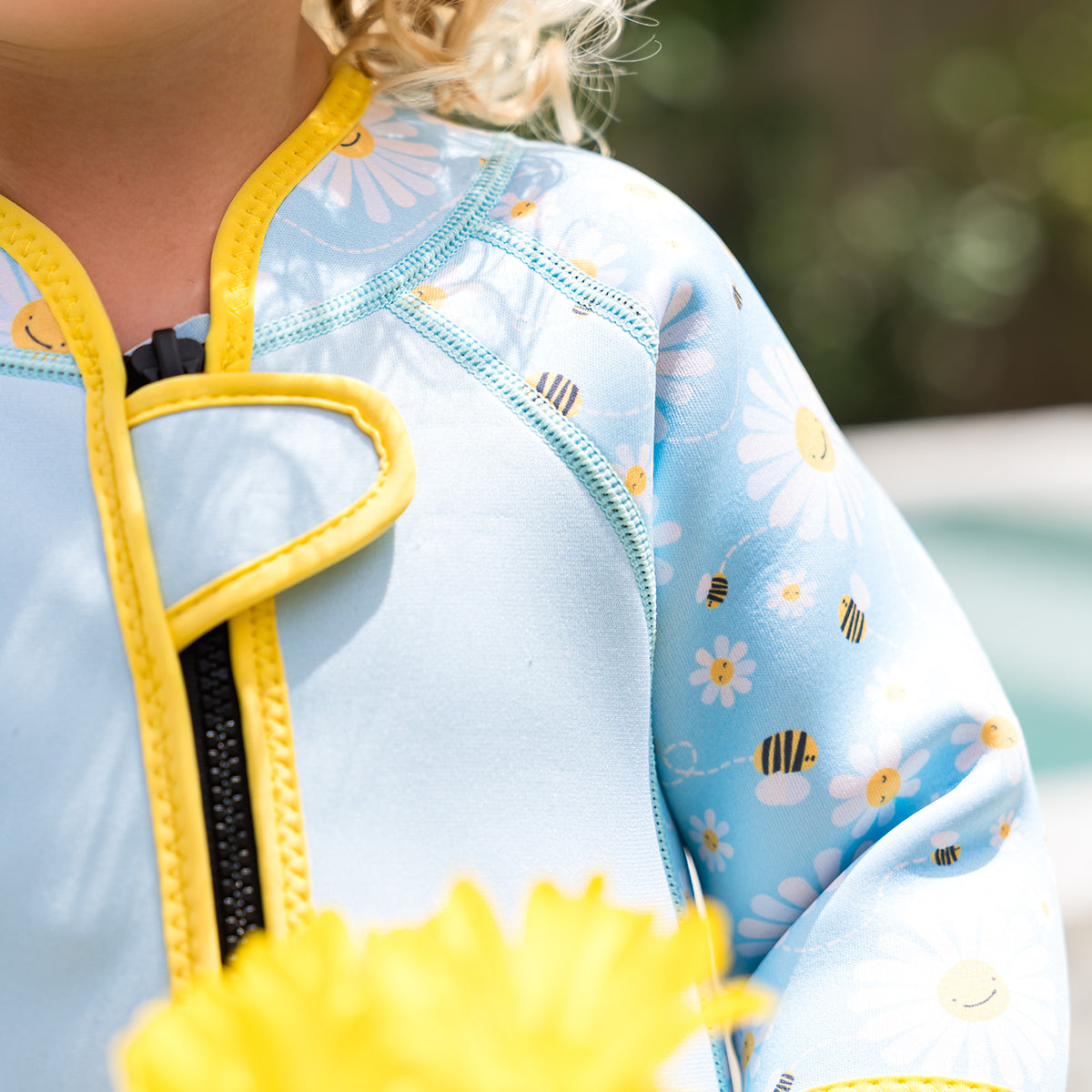 Traje de Neopreno Corto Daisy Bee